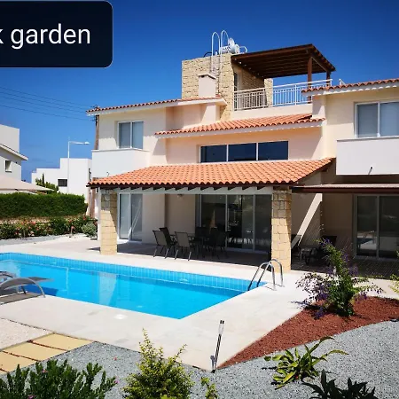 Villa14 Sea Breeze Villa *